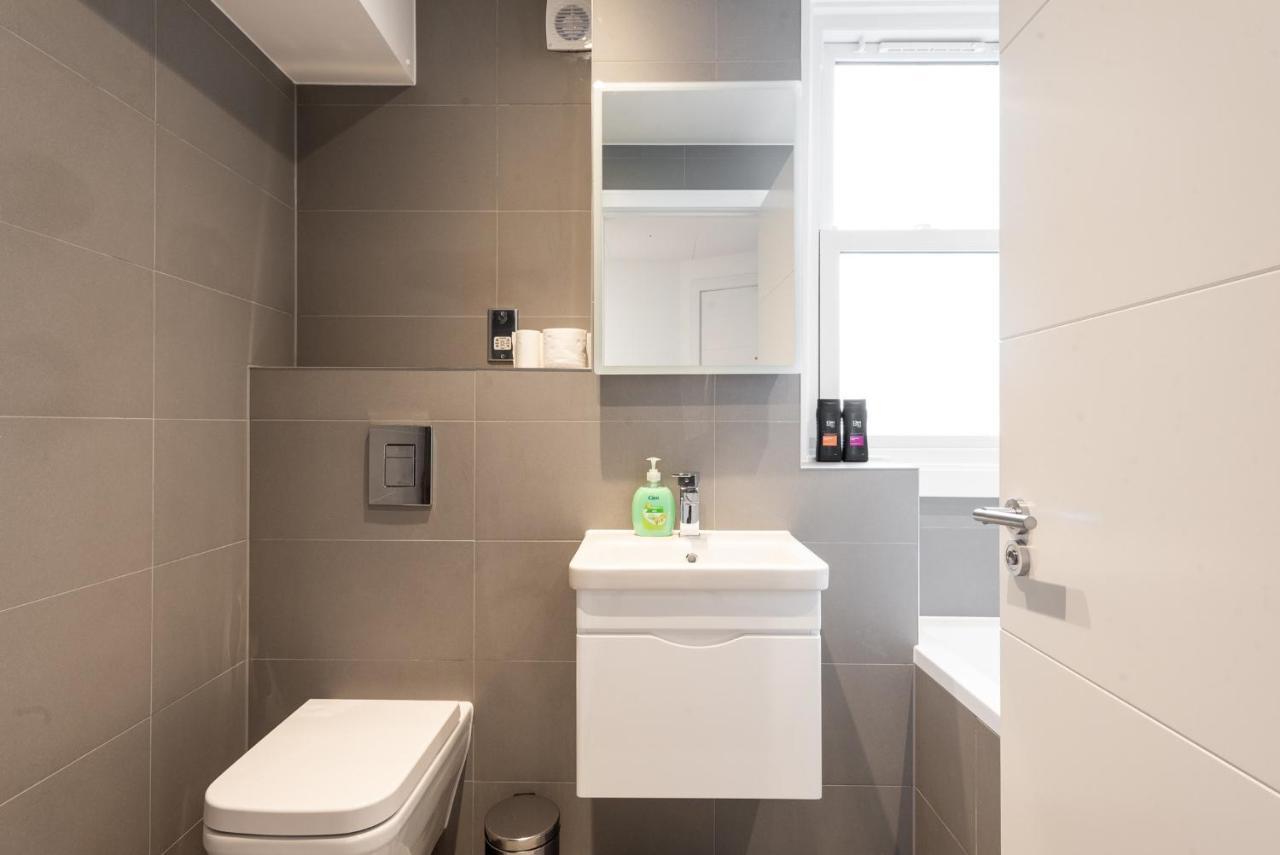 Parkside London Apartment  Buitenkant foto